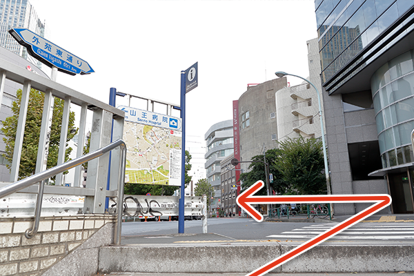 千代田線乃木坂駅からのアクセス方法3