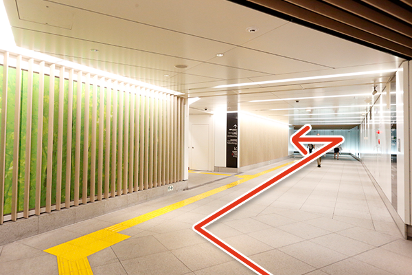 日比谷線六本木駅からのアクセス方法4